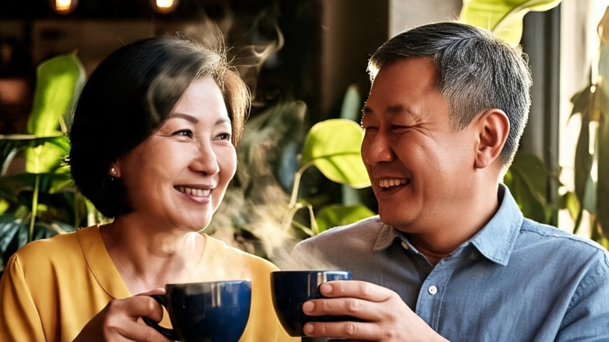 Tôi có nên đi bước nữa với bạn trai chỉ trả một nửa tiền khi đi cà phê?